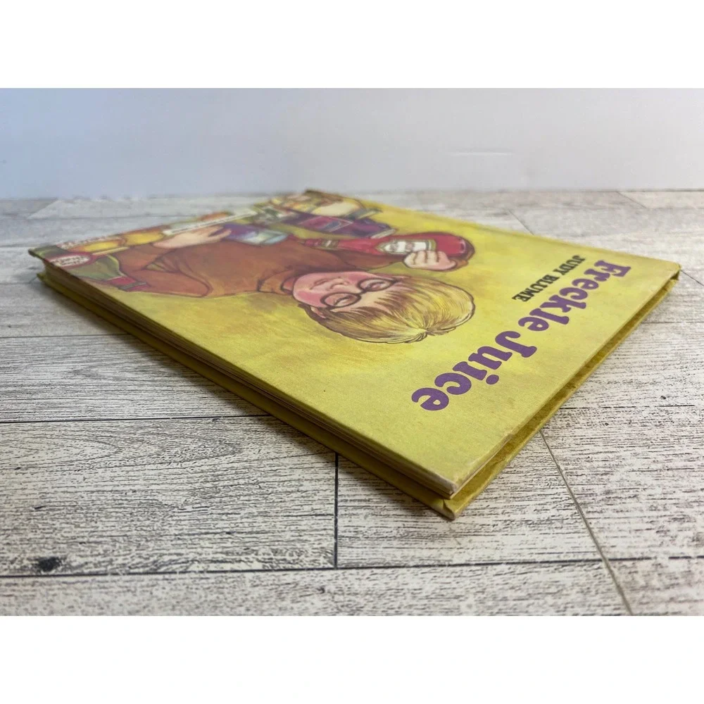 Weekly Reader Books freckle juice
